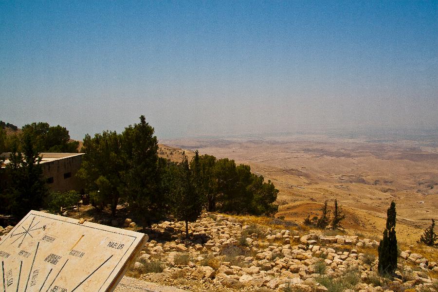 IMG_6736 copy.jpg - View from Mt Nebo